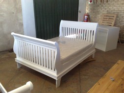 Albert Edwards Kitchen Furniture