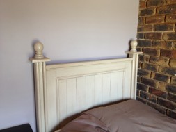 Albert Edwards Kitchen Furniture