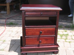 Albert Edwards Kitchen Furniture