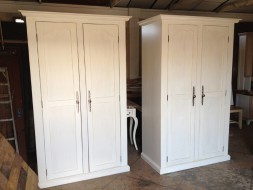 Albert Edwards Kitchen Furniture
