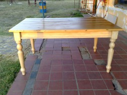 Albert Edwards Kitchen Furniture