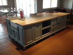 Albert Edwards Kitchen Furniture