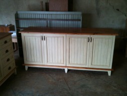 Albert Edwards Kitchen Furniture