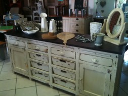 Albert Edwards Kitchen Furniture