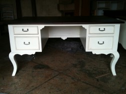 Albert Edwards Kitchen Furniture